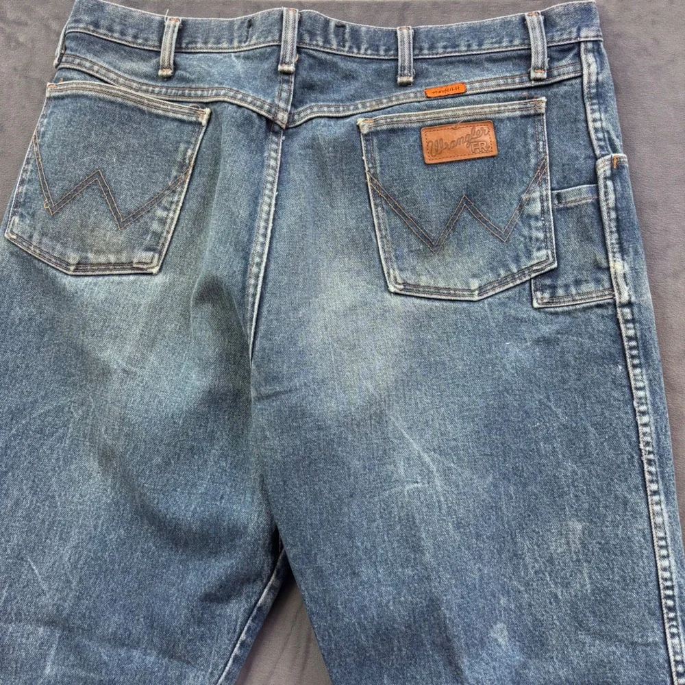 Wrangler FR Flame Resistant Relaxed Fit Jeans Mens 38x34 Blue Denim FR31MWZ